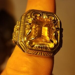 .925 Silver Ring with yellow Citrine